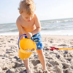 HABA 2.5 Liter Pail For Sand & Snow (Assorted Colors)< Beach & Outdoor Toys