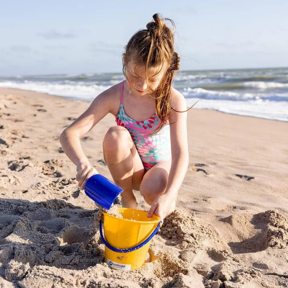 HABA Large Scoop For Sand & Snow< Beach & Outdoor Toys