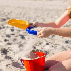 HABA Sand Sieve Small (Assorted Colors)< Spielstabil Outdoor Toys
