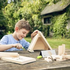 HABA Terra Kids Insect Hotel Diy Assembly Kit< Terra Kids Nature Toys