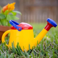 HABA Watering Can (1 Liter)< Beach & Outdoor Toys