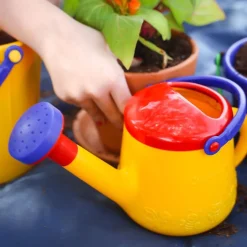 HABA Watering Can (1 Liter)< Spielstabil Outdoor Toys